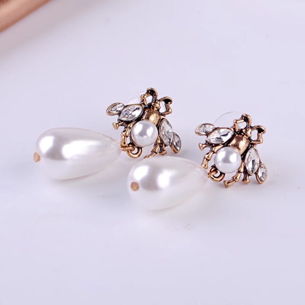 Vintage Gold Insects Drop Pearls Pendant Earrings - Picture 2 of 7